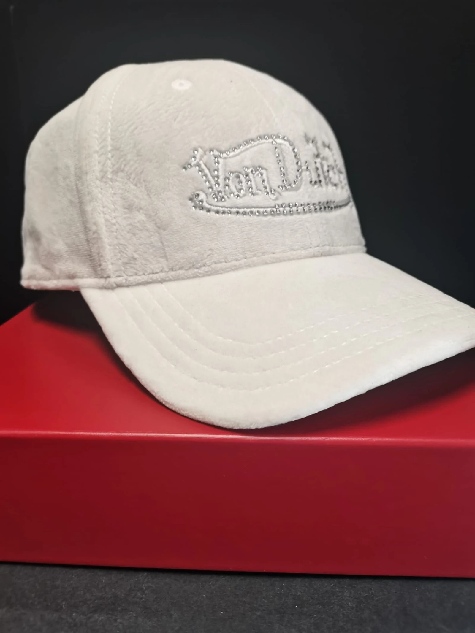 Von Ducht Cap – photo 4